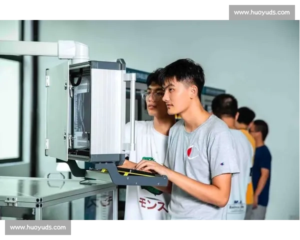 以大学生机器人竞赛为核心的创新实践与工程能力提升探索路径研究